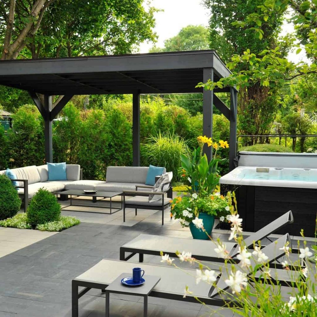 20+ Ideas To Make Your Outdoor Space Look More Expensive & Resort ...